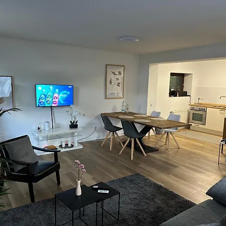 Apartment Schoene Im Gruenen Nah Zur Messe *